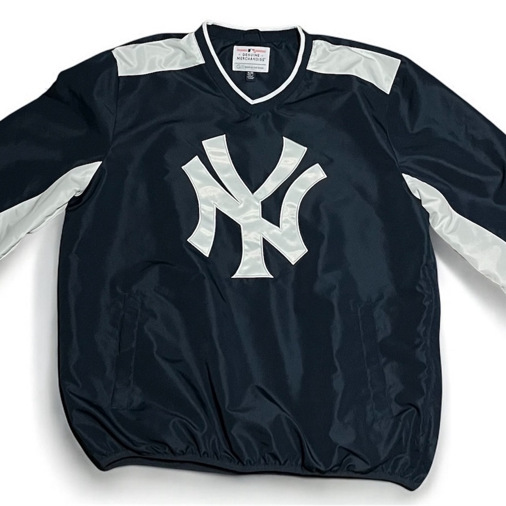 Black and White NY Logo Pullover